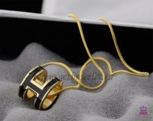 Hermes 3D Pop "H" logo Snake Bone Black Necklace in Yellow Gold